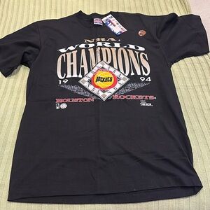 Vintage Houston Rockets 1994 NBA World Champions TShirt NWT
Sz XL